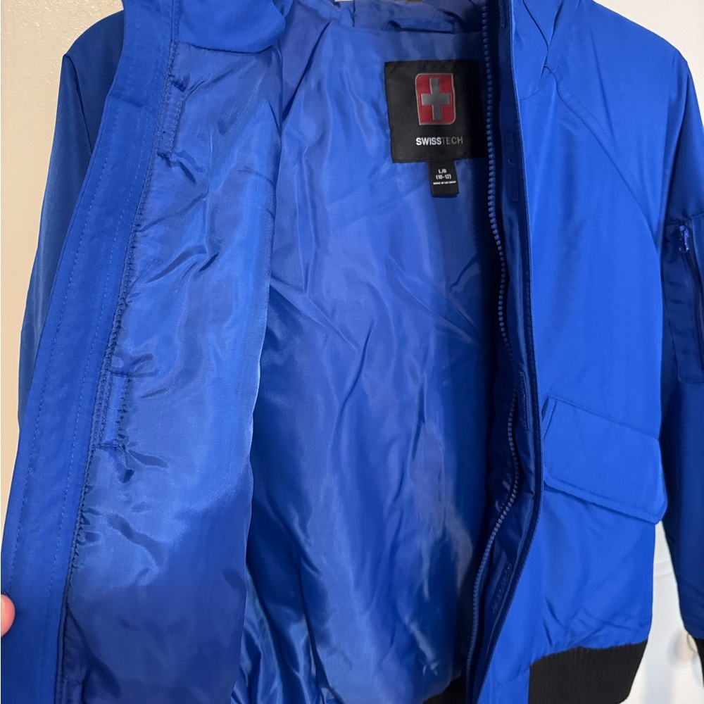 Swiss Tech Kids Bright Blue Puffer Coat - Picture 8 of 11